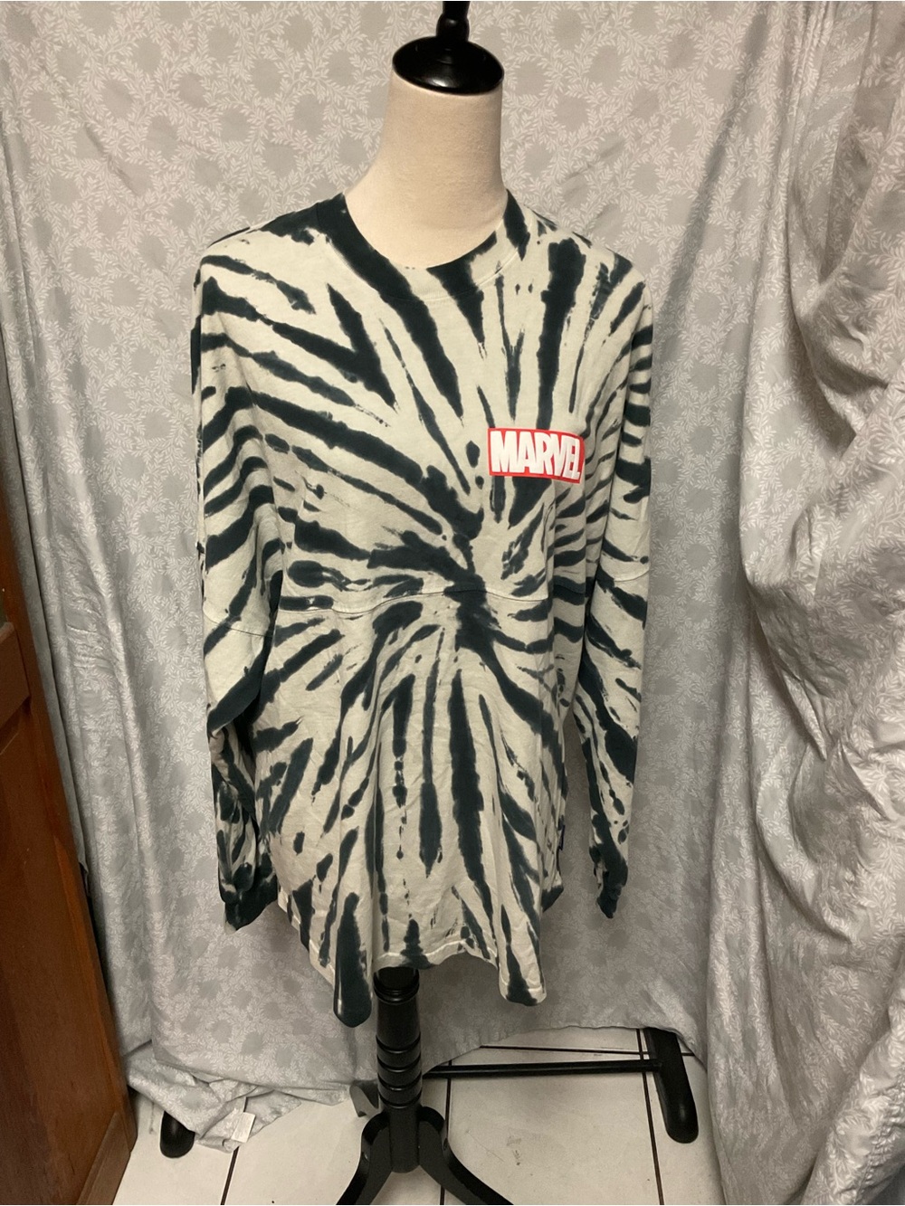 Disney Parks Marvel Avengers Black & White Tie-Dye Spirit Jersey